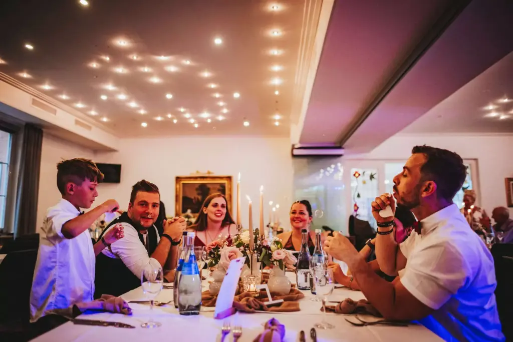 hochzeitsfotograf-stuttgart-sven-herbst-gasthaus-obere-saege-niedereschach-carina-denis-1286