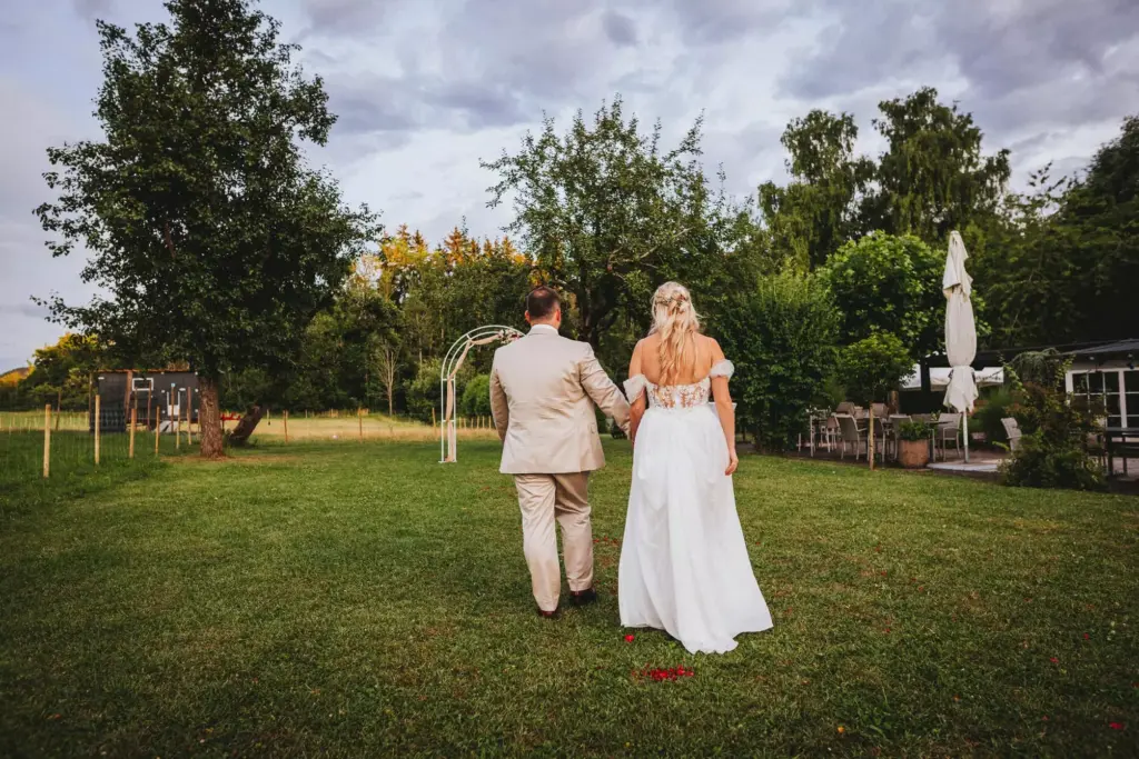 hochzeitsfotograf-stuttgart-sven-herbst-gasthaus-obere-saege-niedereschach-carina-denis-1404