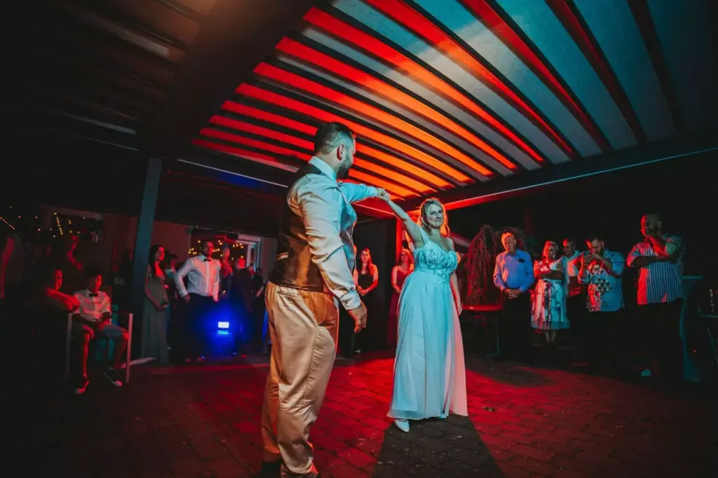 hochzeitsfotograf-stuttgart-sven-herbst-gasthaus-obere-saege-niedereschach-carina-denis-1554