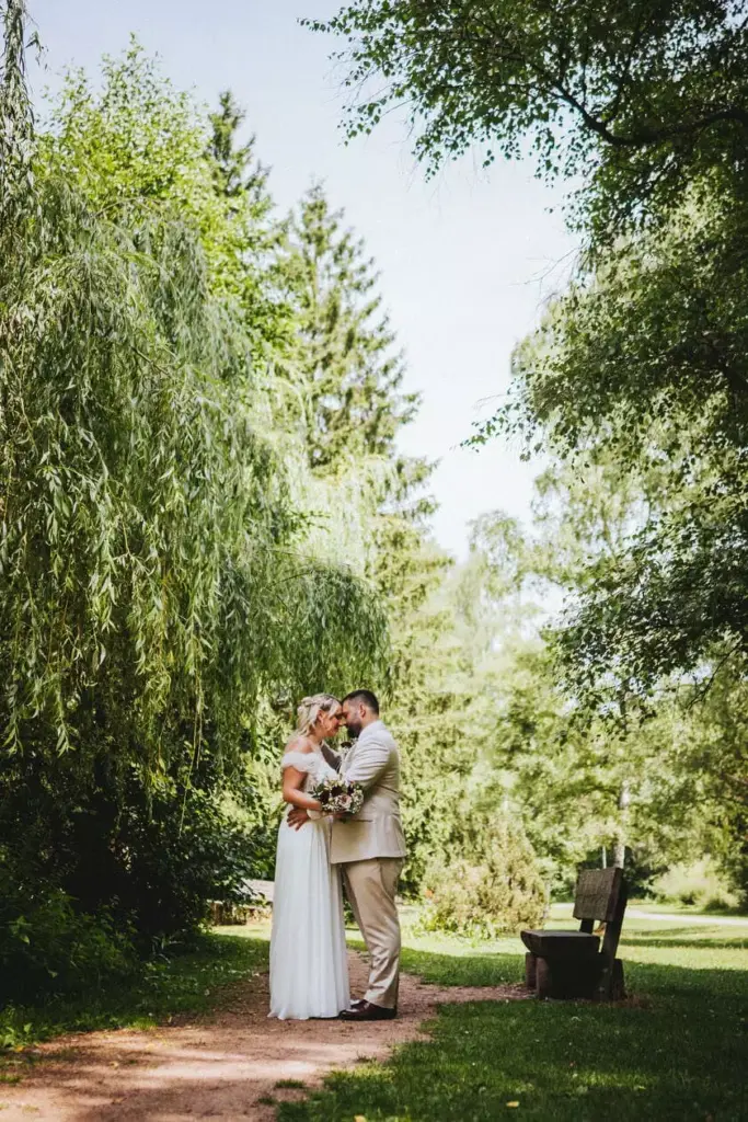 hochzeitsfotograf-stuttgart-sven-herbst-gasthaus-obere-saege-niedereschach-carina-denis-301