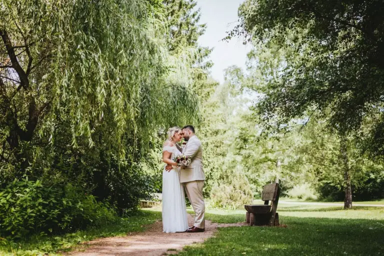 hochzeitsfotograf-stuttgart-sven-herbst-gasthaus-obere-saege-niedereschach-carina-denis-306
