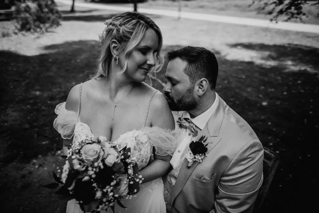 hochzeitsfotograf-stuttgart-sven-herbst-gasthaus-obere-saege-niedereschach-carina-denis-335