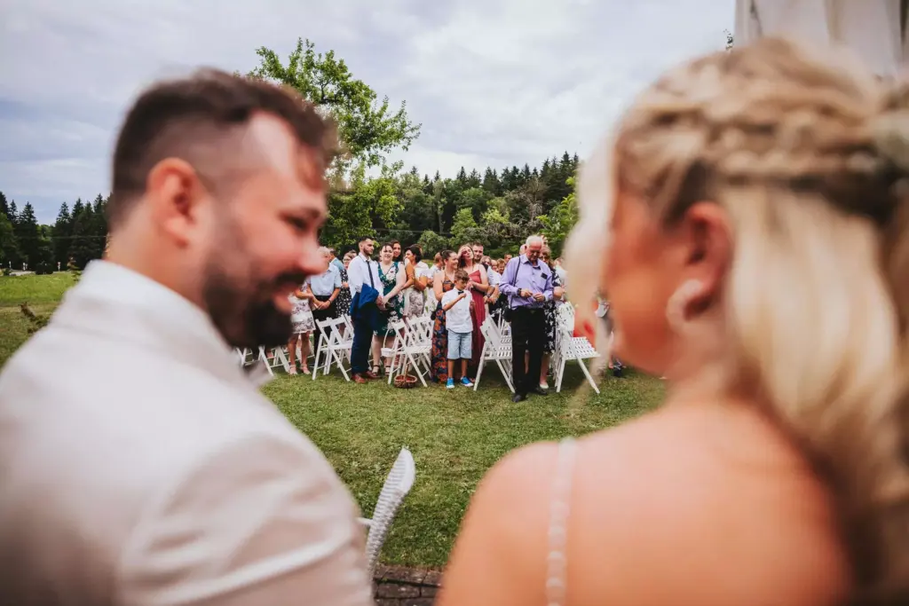 hochzeitsfotograf-stuttgart-sven-herbst-gasthaus-obere-saege-niedereschach-carina-denis-972