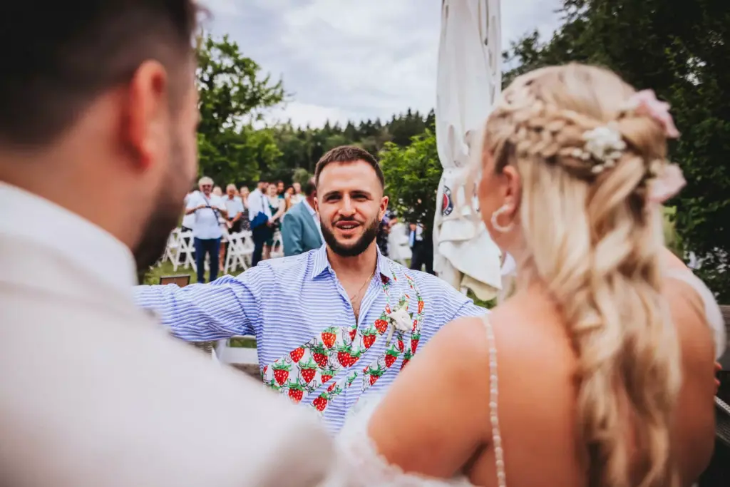 hochzeitsfotograf-stuttgart-sven-herbst-gasthaus-obere-saege-niedereschach-carina-denis-973